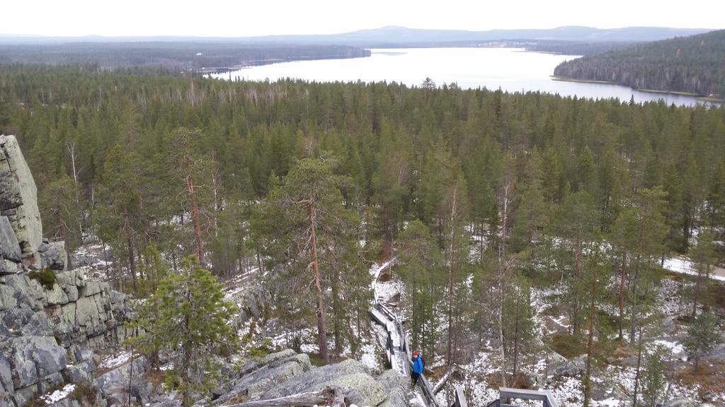 Pyhakirnu Cottage Pyhätunturi Buitenkant foto